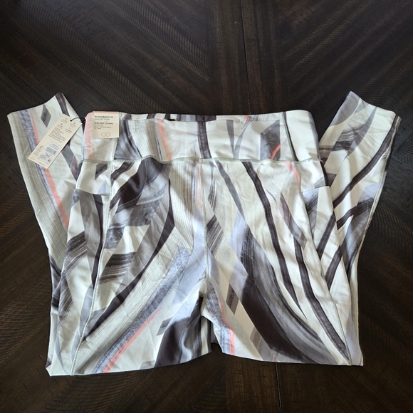 Callia Powermove 7/8 Leggings in women's XXL with a "Succulent Green" geometric - Picture 10 of 12